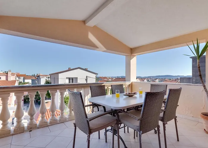 Apartman Dina
