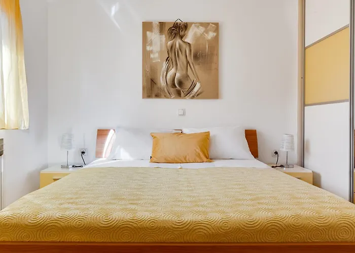 Apartman Dina